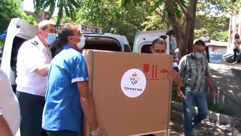 «Թովմասյան» բարեգործական հիմնադրամը բիոքիմիական լաբորատորիայի անալիզատոր է նվիրել ոստիկանությանը