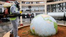 Коронавирус в мире: число жертв превысило 560 тыс.