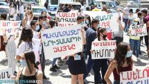 High school graduates, parents protest outside education ministry in Yerevan