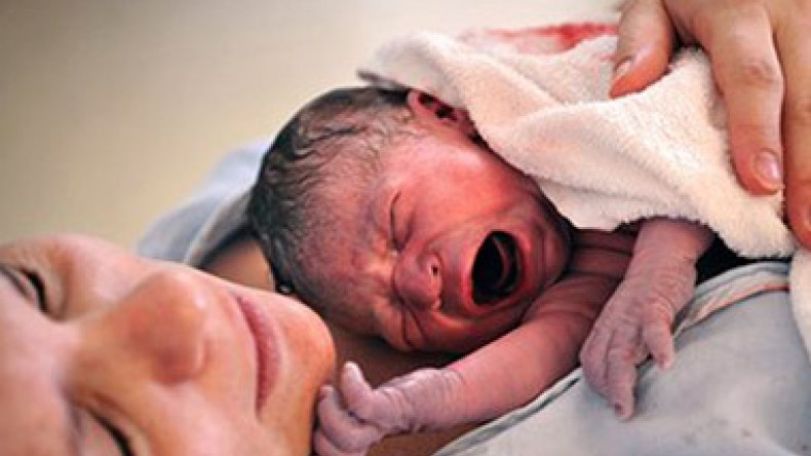 New research shows babies born to older mothers are healthier