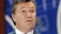 Почему Интерпол не объявляет экс-президента Украины В. Януковича в розыск… Серия интервью Deutsche Welle