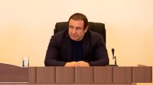 Գագիկ Ծառուկյանը հանդիպել է երաժիշտ-կատարողների հետ