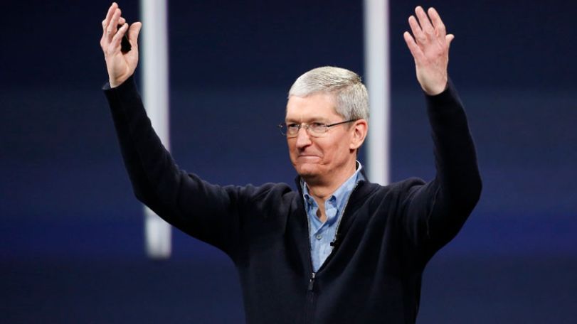 Глава Apple Тим Кук стал долларовым миллиардером