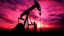 Котировки нефти стабильны в понедельник