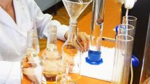 ՍԱՊԾ. Արմավիրում մարդկանց մահվան պատճառ դարձած օղին լաբորատոր փորձաքննության կենթարկվի
