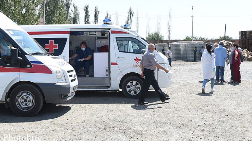 Состояние пострадавших при пожаре на Прошянском коньячном заводе остается крайне тяжелым