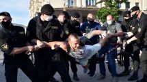 Scores detained as students march against Belarus president