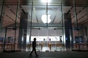 Apple loses $180 billion in market value