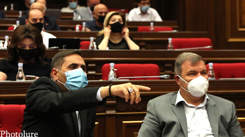 Armenian parliament passes quarantine bill in first reading