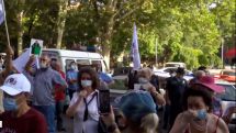 Protesters in Armenia demand resignation of education minister