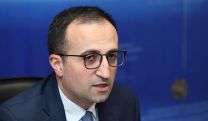 Արսեն Թորոսյանի հրամանով նախագահը, Կաթողիկոսը, վարչապետը կարող են դիմակ չկրել որոշ դեպքերում