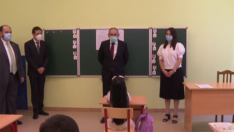 Փաշինյան. Հնարավոր է առանց կրթության ձեռք բերել «Յաշիկ» Մերսեդես, առանց կրթության հնարավոր չէ ստեղծել այն