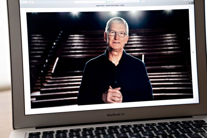 «Без еще одной штуки»: презентация новинок Apple впервые почти за 10 лет пройдет без нового iPhone