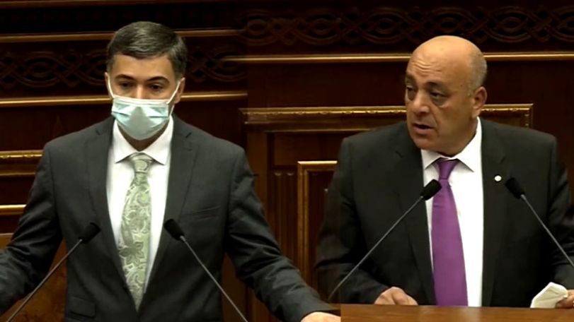Two new Armenian high court judges sworn in