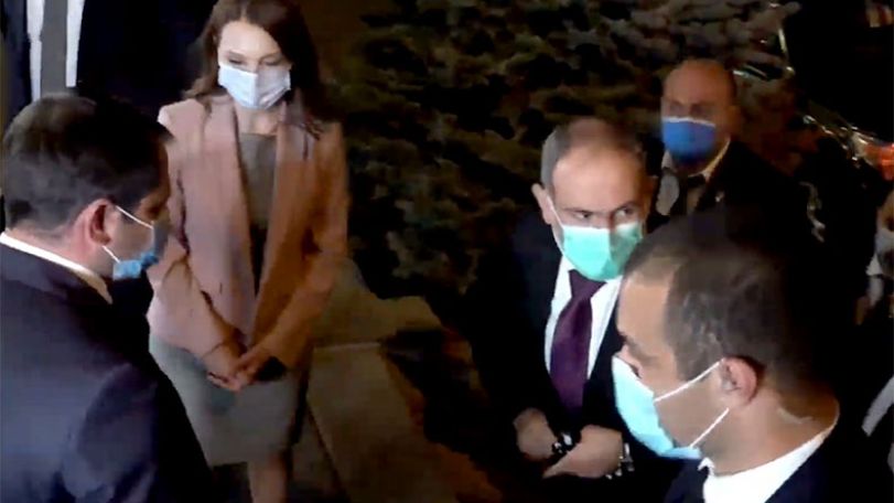 Н. Пашинян участвует в заседании партии «Гражданский договор»