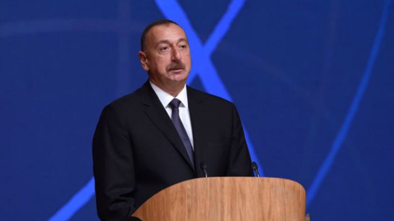 Алиев поблагодарил власти Грузии за то, что не позволили перевозить через свою территорию оружие в Армению.