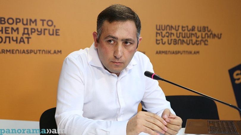 ԱԱԾ-ն պետք է զբաղվի Փաշինյանով էլ, Հայաստանից բանագնացով էլ. Սևակ Հակոբյան