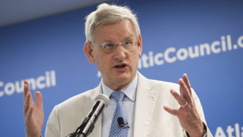Carl Bildt: All indications are about Azerbaijani military offensive