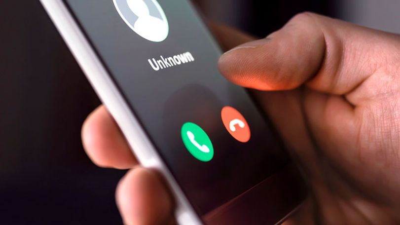 Azerbaijanis use mobile phones of Armenians acquired during hostilities to make calls, Artsakh NSS warns