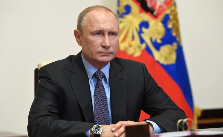 Putin calls for immediate end to hostilities in Karabakh