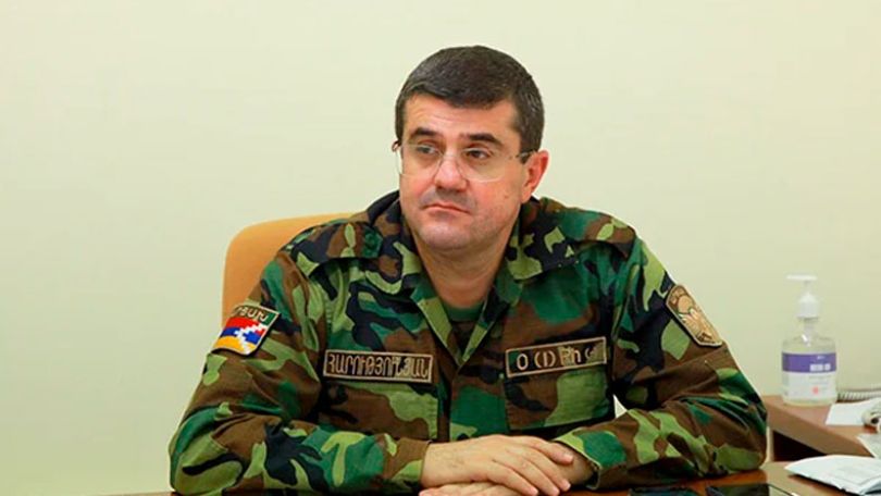Պաշտպանական բնագծի գրեթե ողջ երկայնքով ռազմական գործողությունները ինտենսիվ կերպով շարունակվել են. Հարությունյան