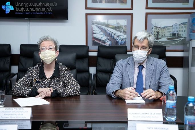 Քննարկել են կորոնավիրուսի տարածման կտրուկ աճի տեմպերը զսպելուն ուղղված աշխատանքները