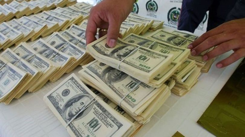 Богатейший человек мира за день потерял почти 7 млрд долларов