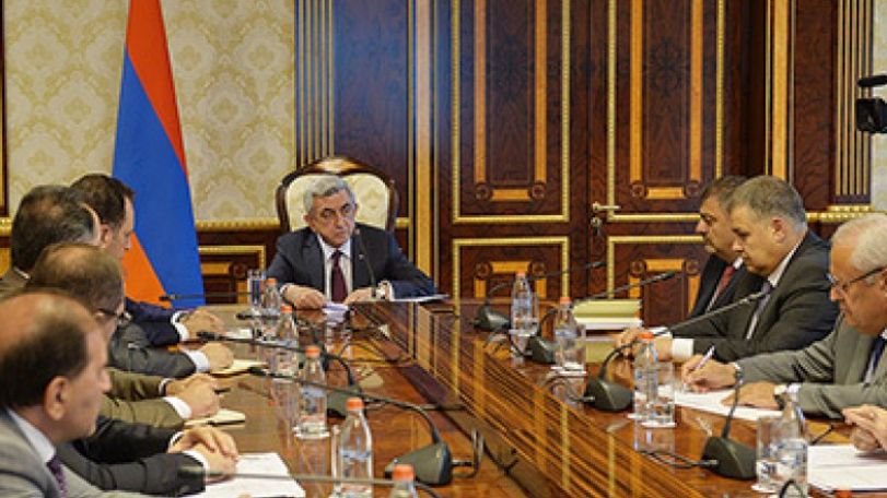 Խորհրդակցության ժամանակ նախագահը հնչեցրել է ասելիք, որը պատրաստվում էր փոխանցել ցուցարարներին