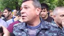В.Гаспарян: Среди полицейских на митинге в Ереване провокаторов нет, а «живой щит» местами является декорацией