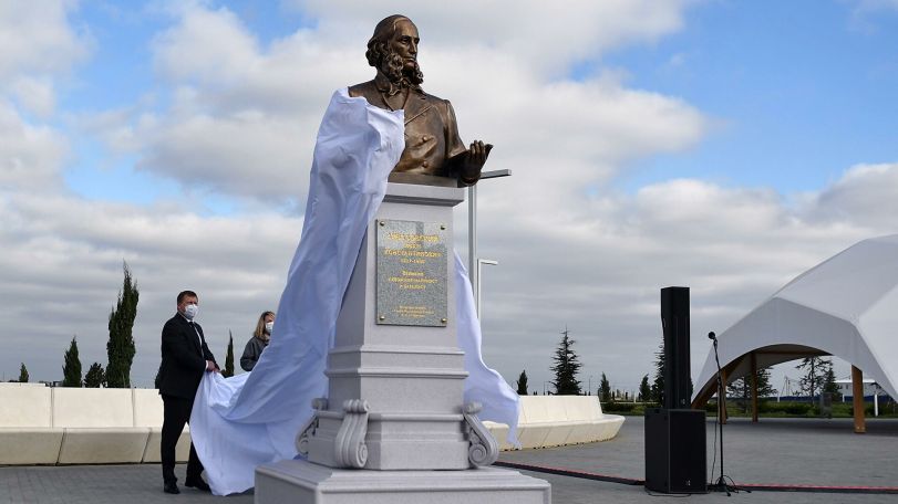 Aivazovsky’s bust unveiled near Simferopol airport