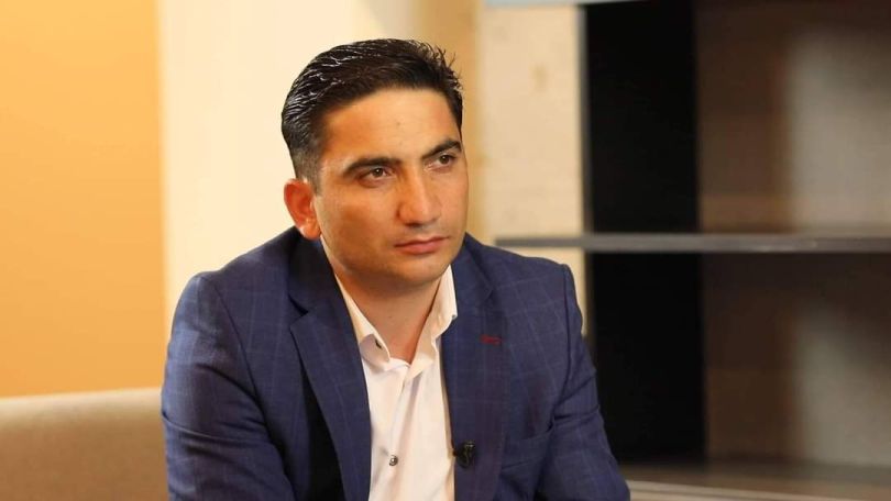 Նաիրի Հոխիկյան. Հազարավոր կամավորականները ջարդում էին զինկոմիսարիատների դռները, ոչ ոքի չկանչեցին