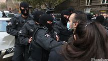 25 people detained by police amid anti-government protests in Yerevan