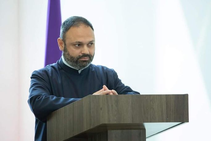 Տ․ Զաքարիա վարդապետ Բաղումյան. Ինձ սարսափեցնում է հատկապես մարդկանց արտագաղթելու ցանկությունը