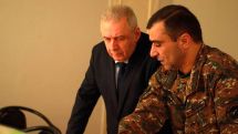 Министры обороны Армении и Арцаха обсудили актуальные вопросы