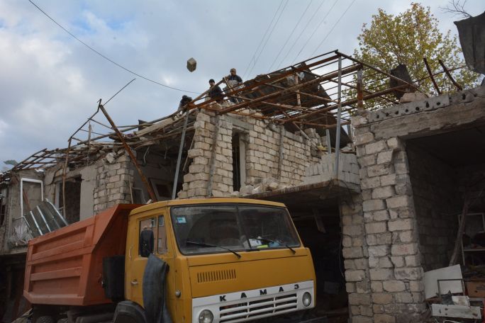 Ստեփանակերտը հիշում է պատերազմը, բայց չի ուզում մտածել դրա մասին. Ria