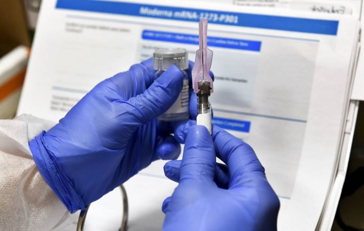 90-year-old woman becomes first person in UK to receive Pfizer Covid-19 vaccine