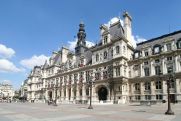 Paris city hall fined €90,000 for naming too many women to top jobs