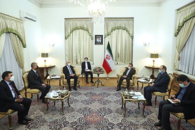Official: Iran ready to help final settlement of Baku-Yerevan conflict