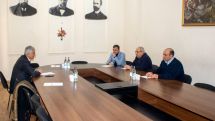Vazgen Manukyan met with RUEA Chairman to discuss the socio-economic crisis in Armenia