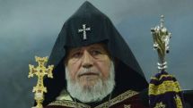 Catholicos Karekin II offers prayers at Yerevan military pantheon