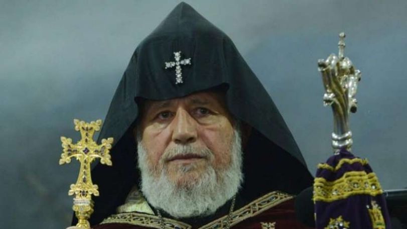 Catholicos Karekin II offers prayers at Yerevan military pantheon