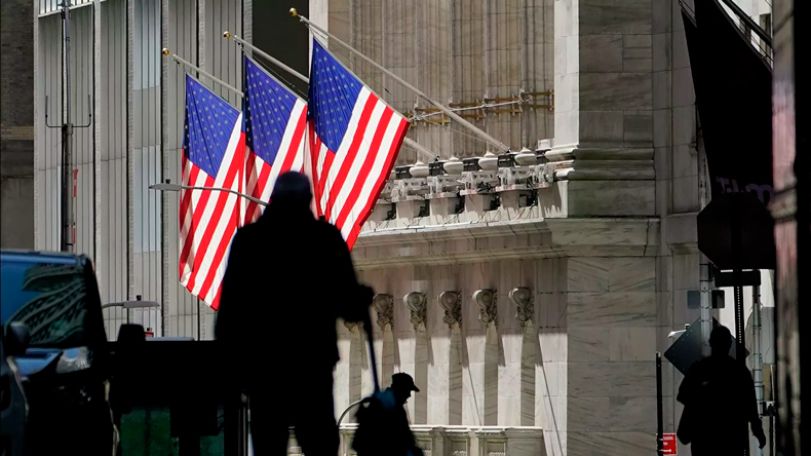 Биржи США и доллар реагируют «цинично» на протесты в Вашингтоне