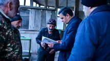 Mechanical approaches to determination of Armenia’s state borders should be ruled out, ombudsman says