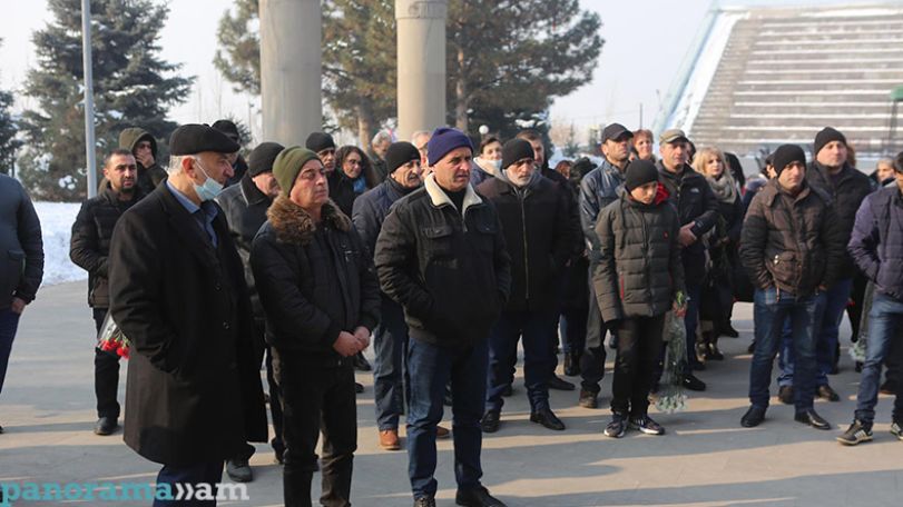 29th anniversary of Karin Tak heroic battles marked in Yerevan military pantheon