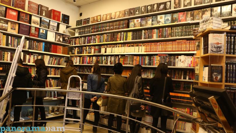 Хачик Варданян: В Армении бумажная книга продолжает оставаться лидером