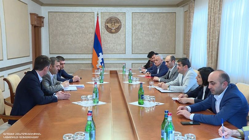 ԱՀ նախագահն  ընդունել է «Արմաթ» ինժեներական լաբորատորիաների ծրագրի անդամներին