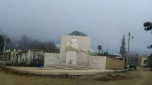 Garegin Nzhdeh statue not demolished in Martuni town of Artsakh