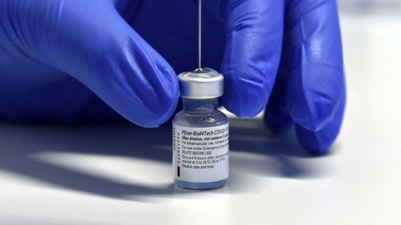 Исследователи оценили эффективность вакцины Pfizer после первой дозы
