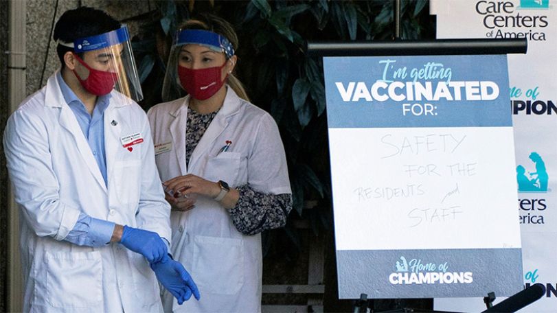 Top US disease expert cautions against dining out, even when vaccinated