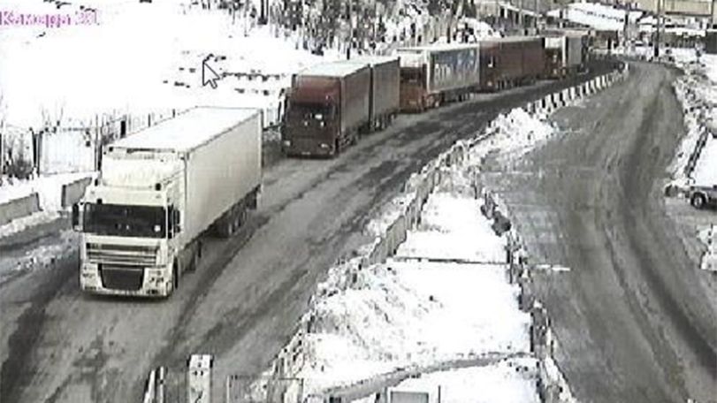 Լարսում 430 բեռնատար կա